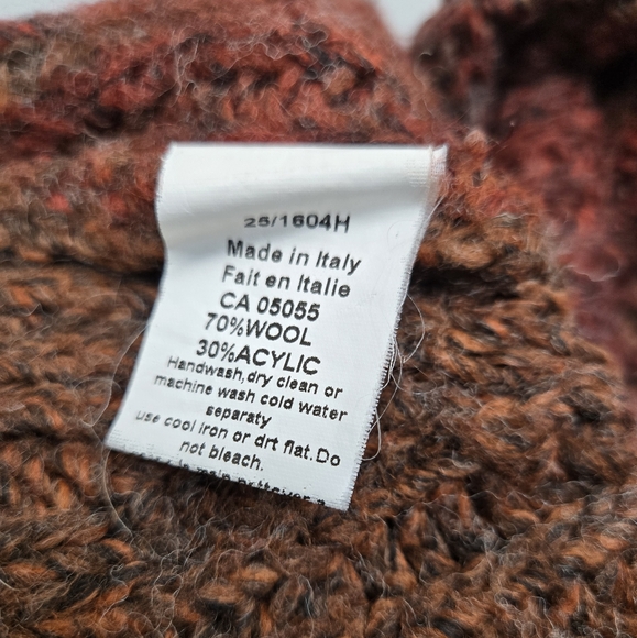 Women's Wool Shawl Poncho - Picture 5 of 5